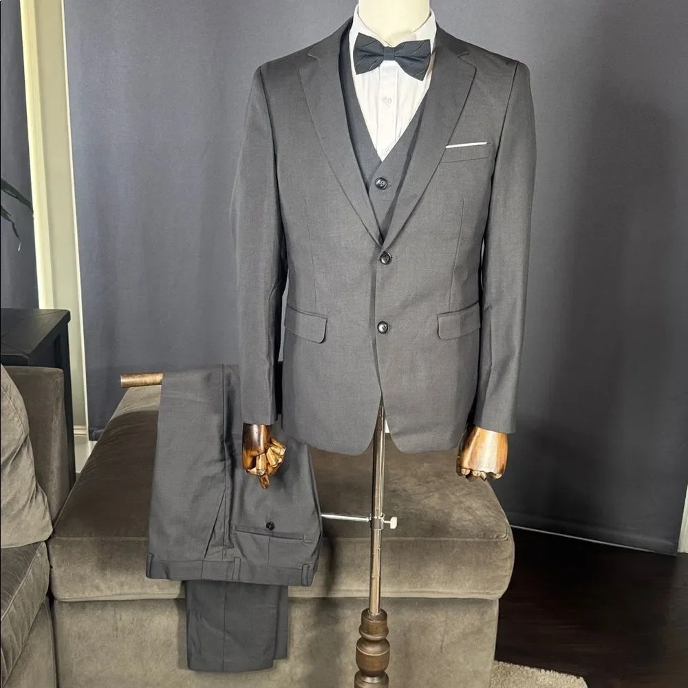 Men’s Dark Gray 3 Piece Wedding Formal Suit Notched Lapel 34 Jacket 31 Pants NEW